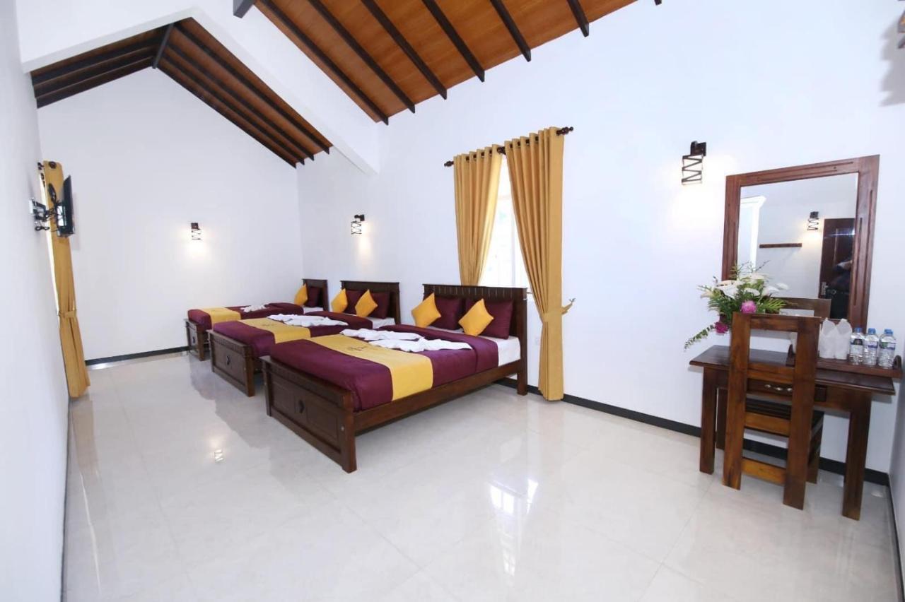 Queensland Hotel Νουβάρα Ελίγια Εξωτερικό φωτογραφία